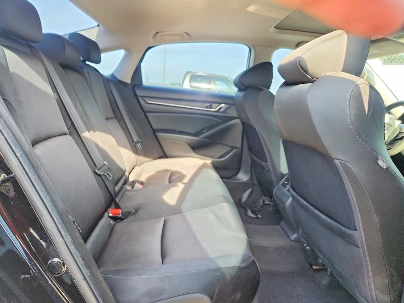 2018 Honda Accord მანქანა იყიდება აუქციონზე, vin: 1HGCV1F40JA116665, აუქციონის ნომერი: 49820996