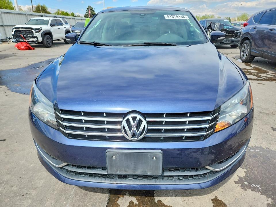 51675146 :رقم المزاد ، 1VWBV7A31FC034237 vin ، 2015 Volkswagen Passat مزاد بيع
