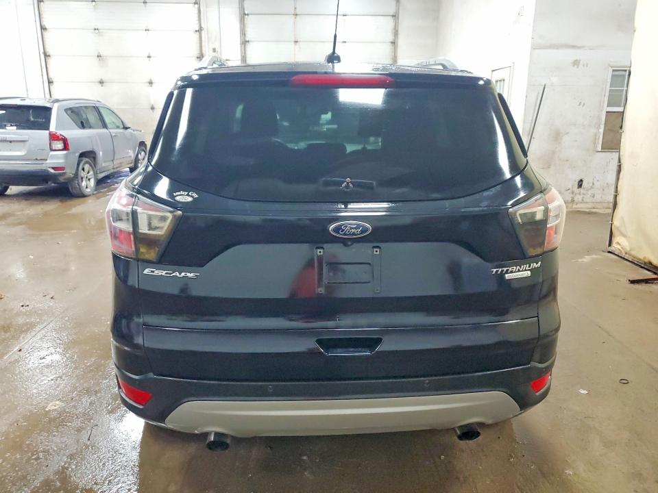 Продаж на аукціоні авто 2017 Ford Escape, vin: 1FMCU0J93HUB20650, номер лоту: 50330536