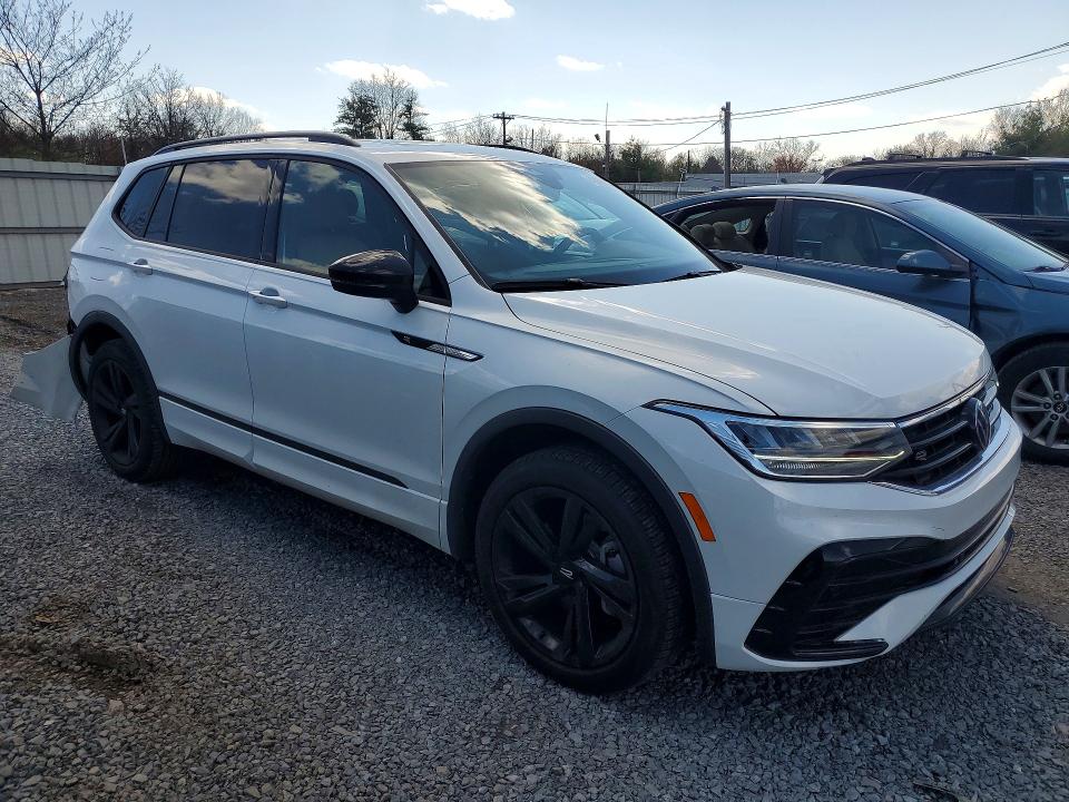 Продажа на аукционе авто 2024 Volkswagen Tiguan, vin: 3VV8B7AX0RM153779, номер лота: 48498146