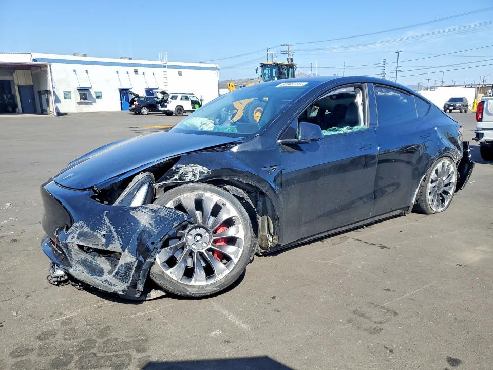 2022 Tesla Model Y მანქანა იყიდება აუქციონზე, vin: 7SAYGDEF4NF490568, აუქციონის ნომერი: 51842816