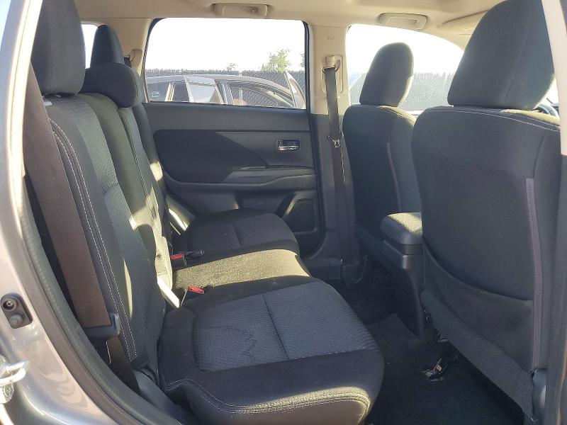 Продаж на аукціоні авто 2017 Mitsubishi Outlander, vin: JA4AD3A32HZ052301, номер лоту: 49477306