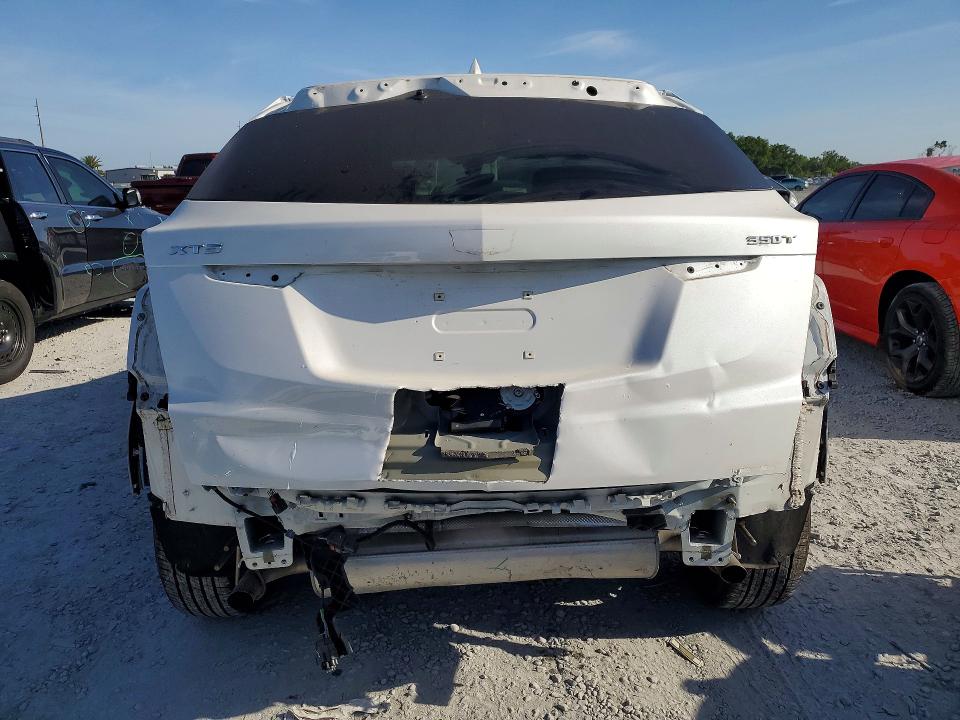 Продаж на аукціоні авто 2022 Cadillac Xt5, vin: 1GYKNCR45NZ174175, номер лоту: 51596556