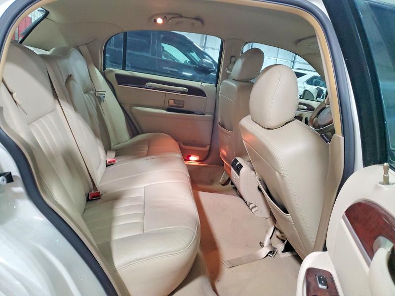 Продажа на аукционе авто 2006 Lincoln Town Car, vin: 1LNHM81V86Y644366, номер лота: 51885976
