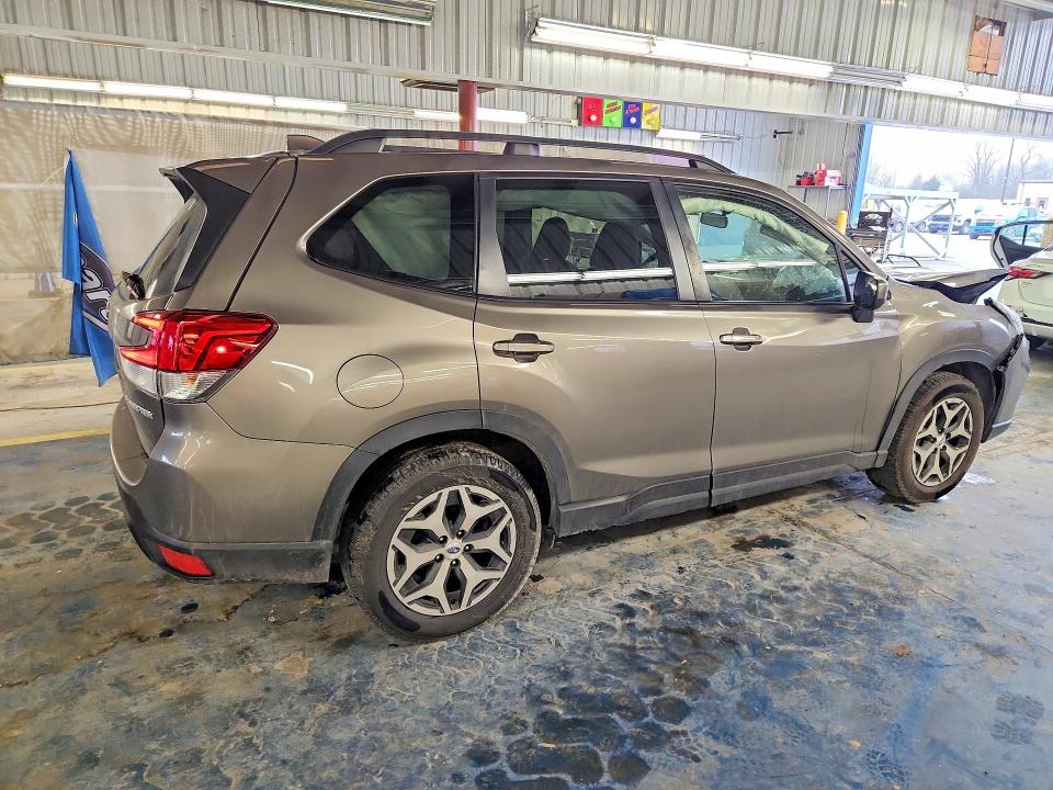 2019 Subaru Forester მანქანა იყიდება აუქციონზე, vin: JF2SKAGC1KH477101, აუქციონის ნომერი: 48200586