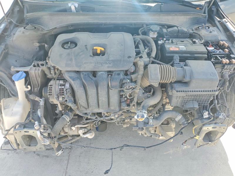 2023 Kia Forte მანქანა იყიდება აუქციონზე, vin: 3KPF24AD9PE653988, აუქციონის ნომერი: 49053156