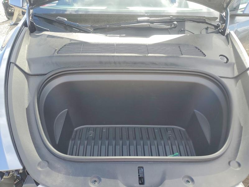 2025 Tesla Model Y მანქანა იყიდება აუქციონზე, vin: 7SAYGDED3SF320373, აუქციონის ნომერი: 50367686