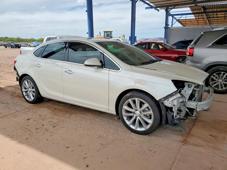 49011946 :رقم المزاد ، 1G4PS5SK8D4188393 vin ، 2013 Buick Verano مزاد بيع