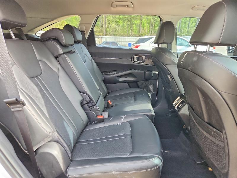 48390126 :رقم المزاد ، 5XYRL4LC1NG162801 vin ، 2022 Kia Sorento مزاد بيع