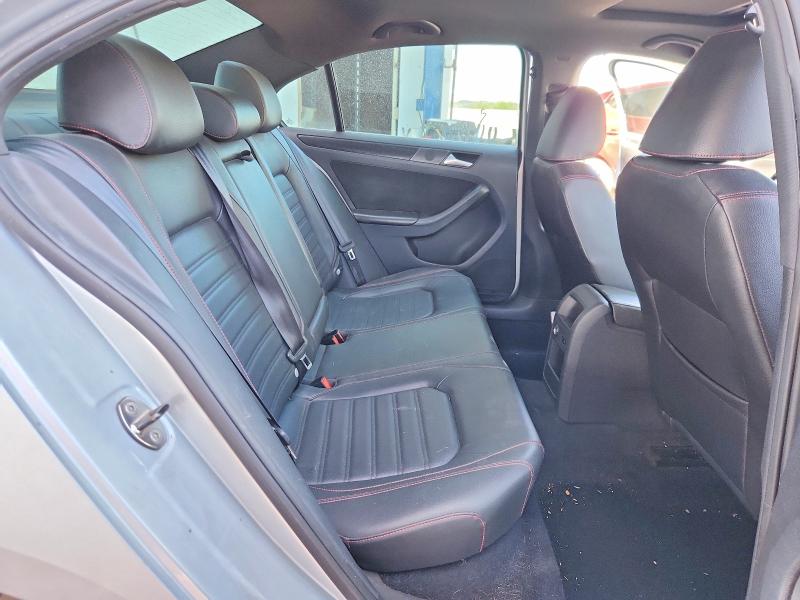 47915926 :رقم المزاد ، 3VW5T7AJ9EM374122 vin ، 2014 Volkswagen Jetta مزاد بيع