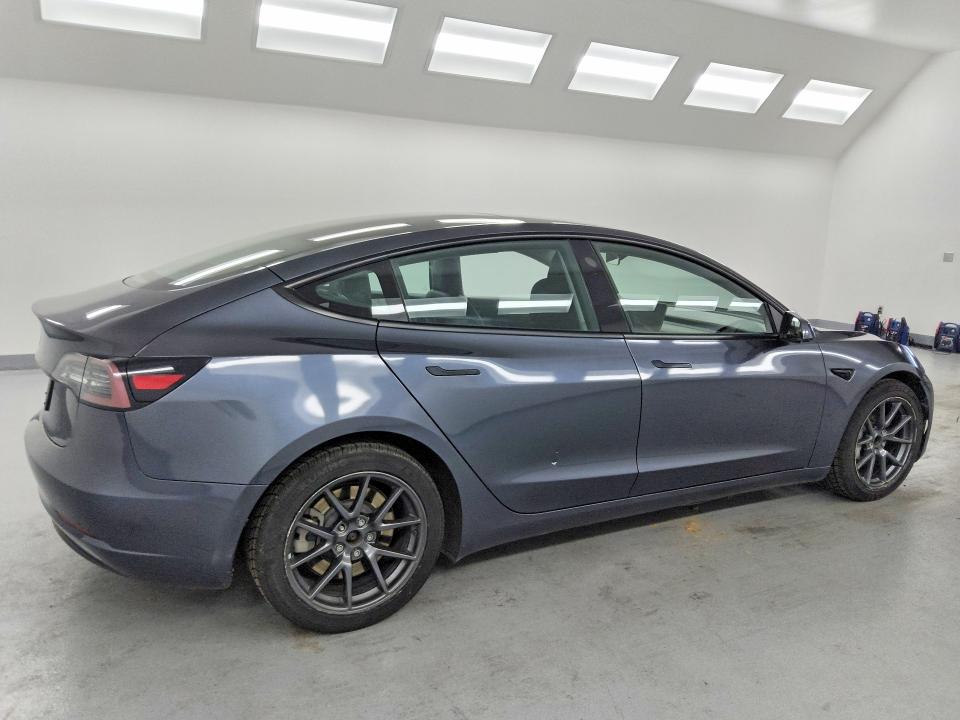 49410216 :رقم المزاد ، 5YJ3E1EA3NF290121 vin ، 2022 Tesla Model 3 مزاد بيع