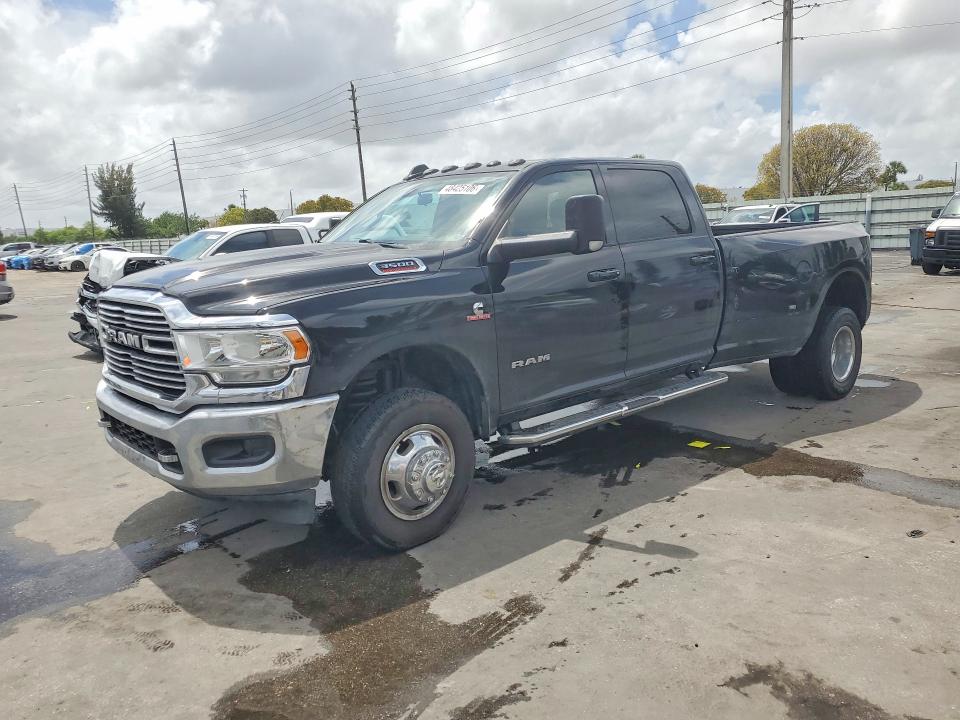 48425106 :رقم المزاد ، 3C63RRHL8NG276572 vin ، 2022 Ram 3500 مزاد بيع
