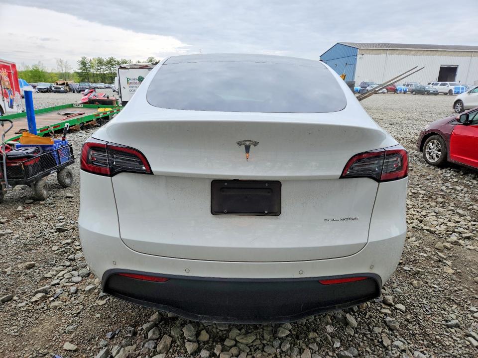 Продаж на аукціоні авто 2022 Tesla Model Y, vin: 7SAYGDEE5NF563339, номер лоту: 51563716