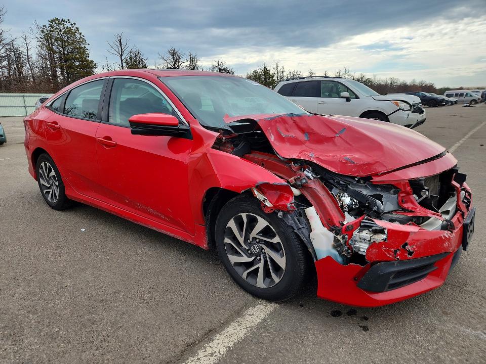 Auction sale of the 2018 Honda Civic, vin: 2HGFC2F73JH554486, lot number: 47823006