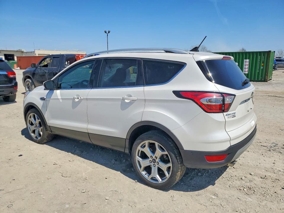 Продажа на аукционе авто 2018 Ford Escape, vin: 1FMCU9J96JUA08533, номер лота: 48923446