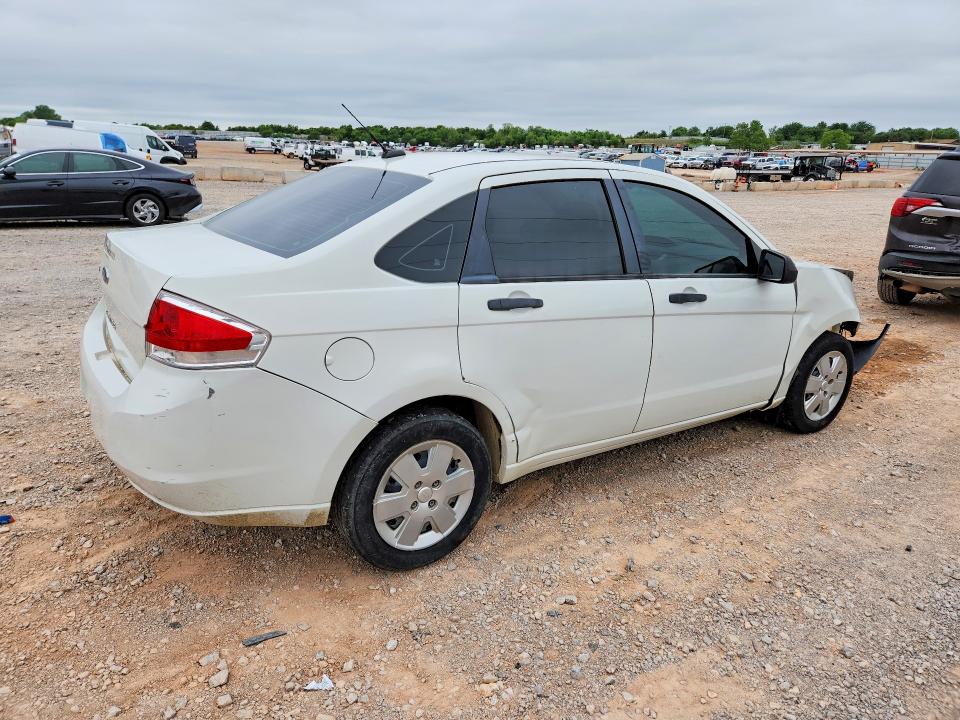 50578176 :رقم المزاد ، 1FAHP3EN0AW240187 vin ، 2010 Ford Focus مزاد بيع