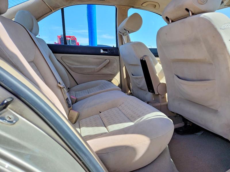 51527146 :رقم المزاد ، 3VWSE69M14M045239 vin ، 2004 Volkswagen Jetta مزاد بيع
