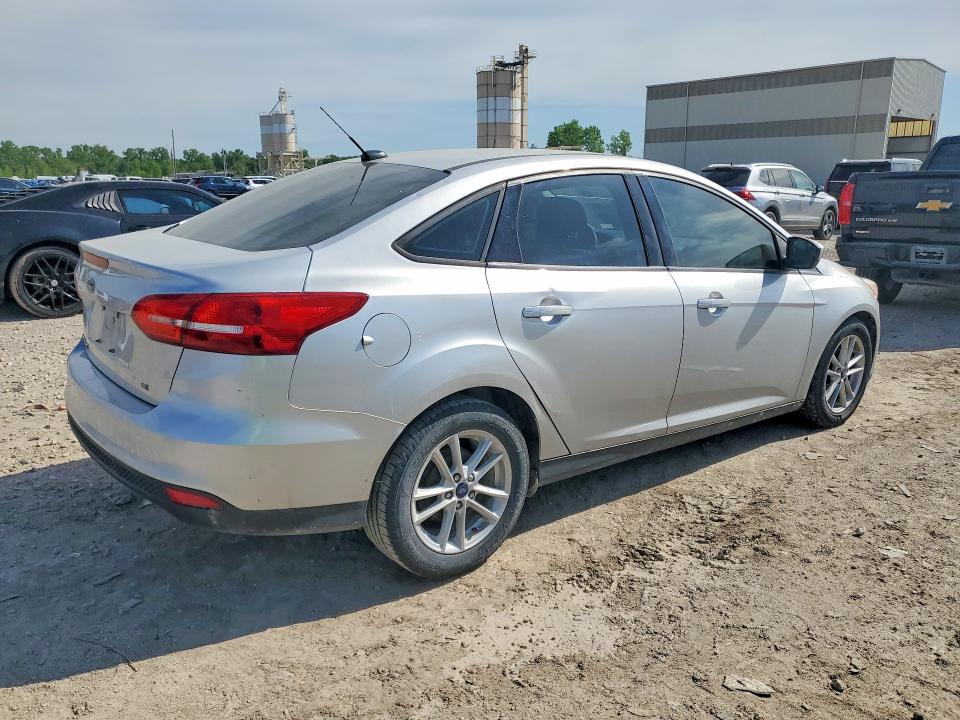 51274496 :رقم المزاد ، 1FADP3F25JL272301 vin ، 2018 Ford Focus مزاد بيع