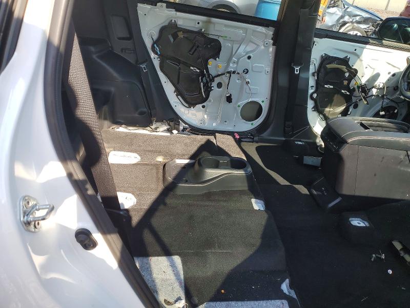 49223106 :رقم المزاد ، 5TDJZRBH8NS166580 vin ، 2022 Toyota Highlander مزاد بيع