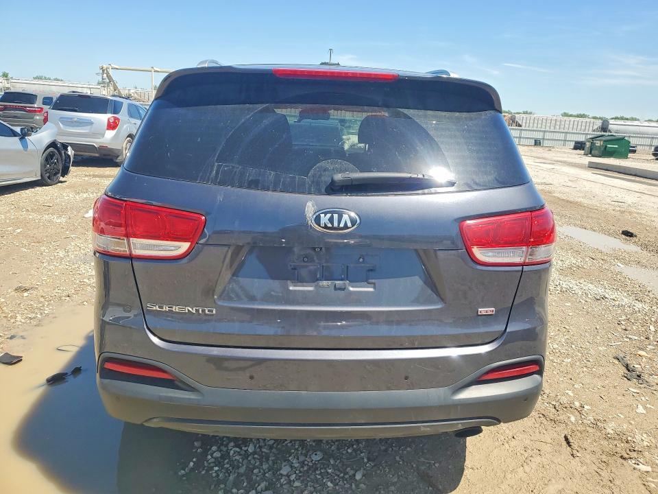 51284686 :رقم المزاد ، 5XYPGDA39JG413928 vin ، 2018 Kia Sorento مزاد بيع
