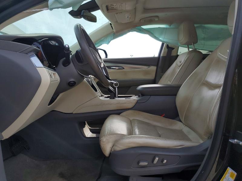 50001146 :رقم المزاد ، 1GYKNDRS7HZ124029 vin ، 2017 Cadillac Xt5 مزاد بيع