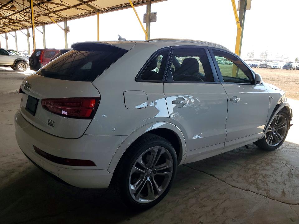 49674326 :رقم المزاد ، WA1ECCFS6JR009980 vin ، 2018 Audi Q3 مزاد بيع
