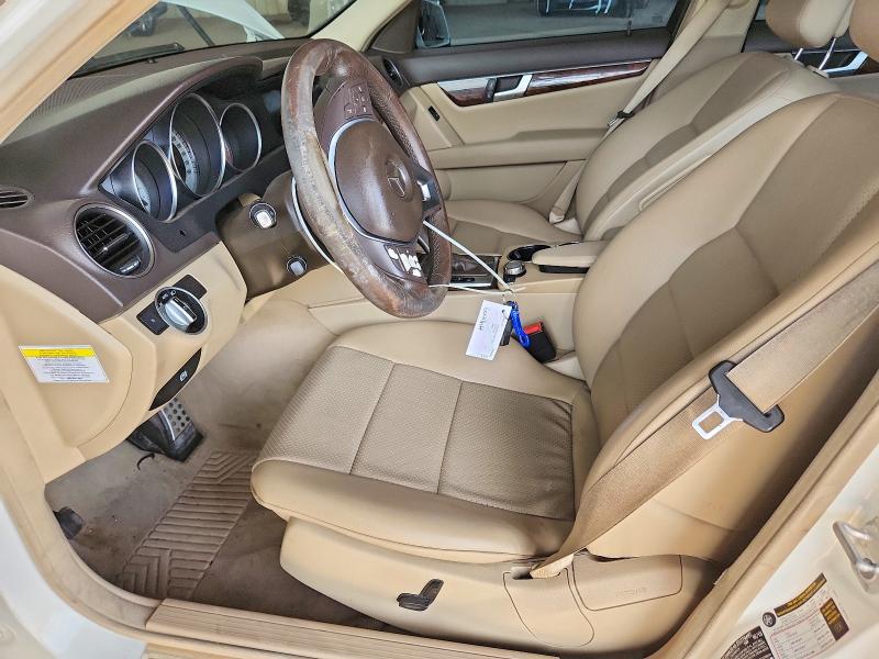 Продаж на аукціоні авто 2014 Mercedes-benz C, vin: WDDGF4HB5EG243690, номер лоту: 50440306