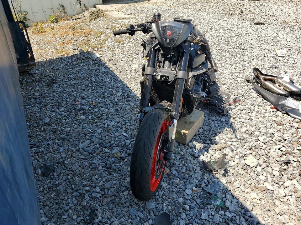 50959766 :رقم المزاد ، ZDMMAMDT5SB010237 vin ، 2025 Ducati Monster مزاد بيع