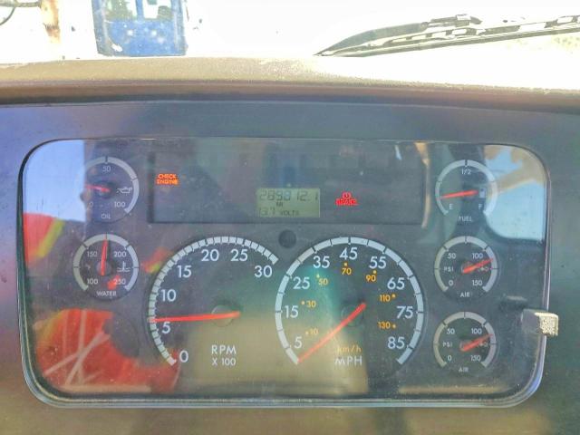2004 Sterling L9500 მანქანა იყიდება აუქციონზე, vin: 2FZHAZCV04AM45698, აუქციონის ნომერი: 49427736