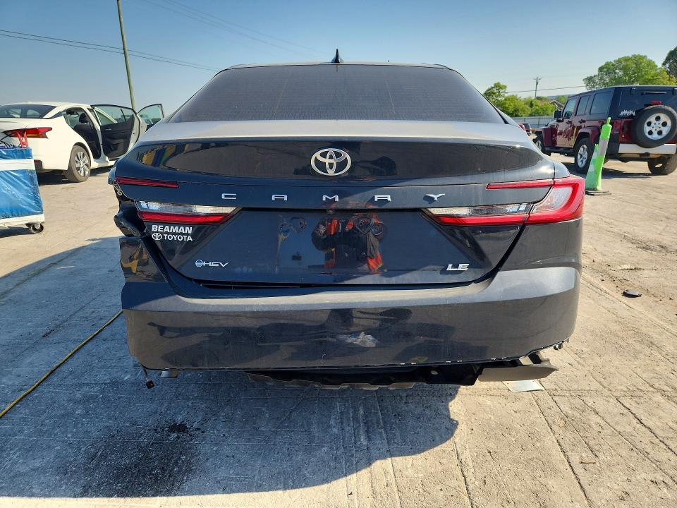 51071666 :رقم المزاد ، 4T1DAACKXSU606852 vin ، 2025 Toyota Camry مزاد بيع