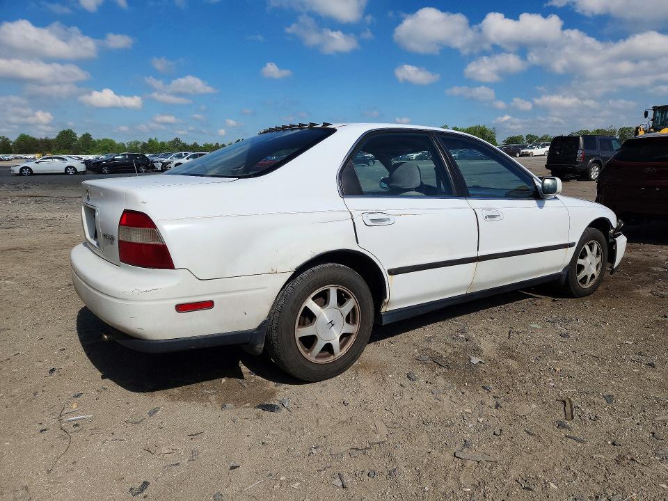 50748486 :رقم المزاد ، 1HGCD5632RA062069 vin ، 1994 Honda Accord مزاد بيع