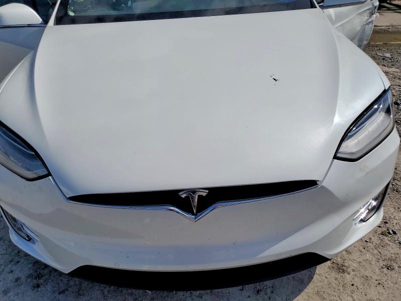 Продажа на аукционе авто 2020 Tesla Model X, vin: 5YJXCBE22LF237588, номер лота: 49715026