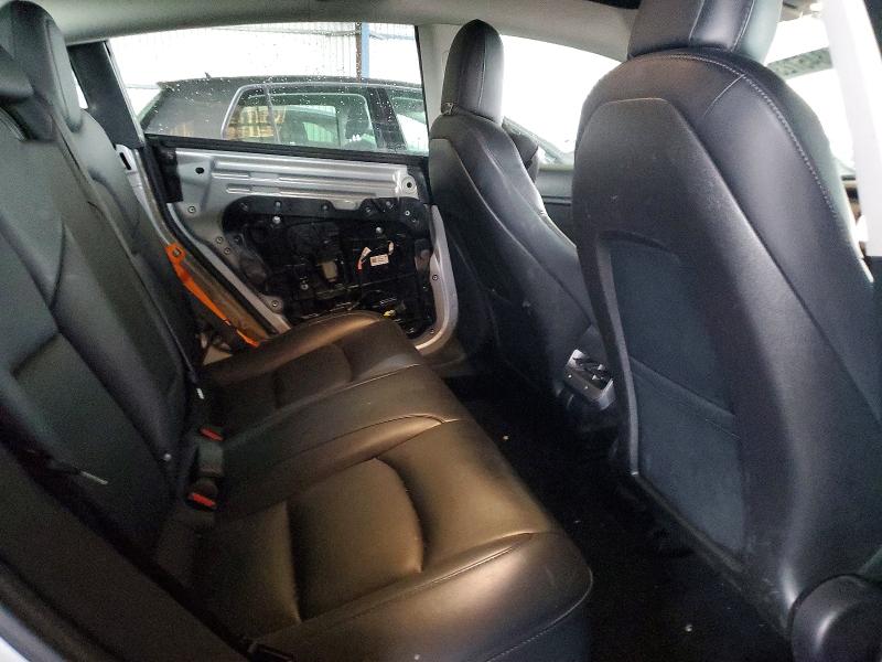 48457236 :رقم المزاد ، 5YJ3E1EA7JF044022 vin ، 2018 Tesla Model 3 مزاد بيع