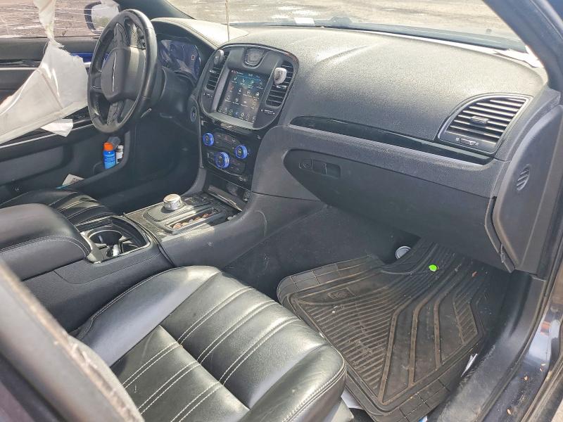47629656 :رقم المزاد ، 2C3CCAGGXKH536857 vin ، 2019 Chrysler 300 مزاد بيع