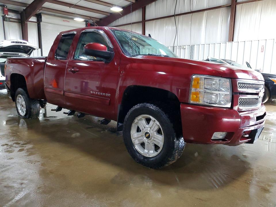 Продажа на аукционе авто 2013 Chevrolet Silverado, vin: 1GCRKSE78DZ378992, номер лота: 48295126