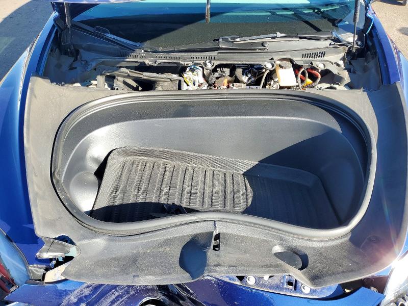 50149046 :رقم المزاد ، 5YJ3E1EA1SF041876 vin ، 2025 Tesla Model 3 مزاد بيع