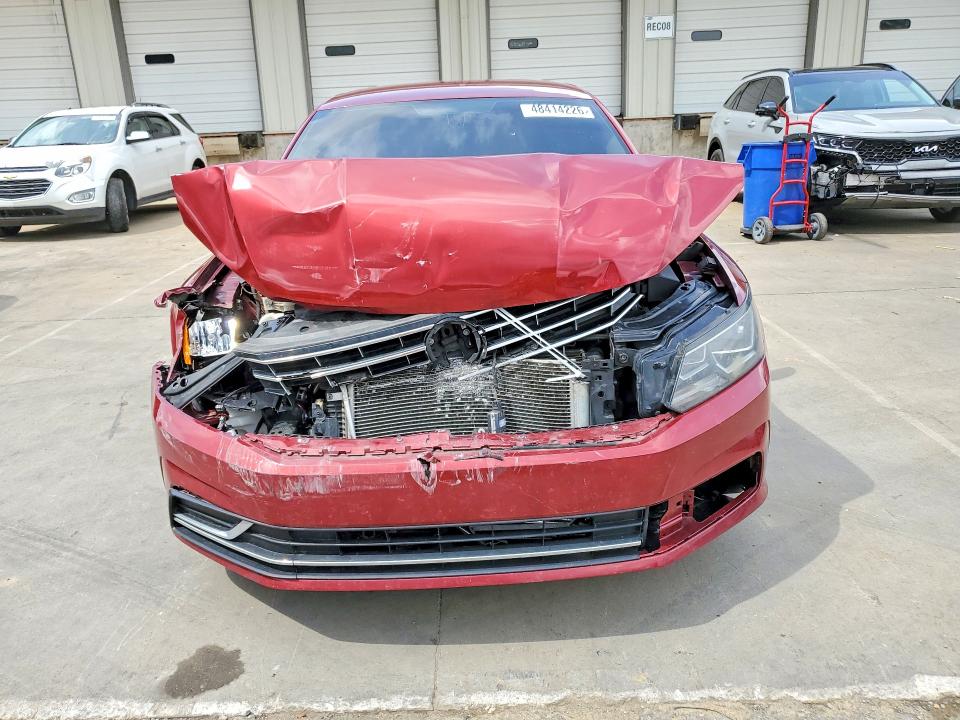 Продажа на аукционе авто 2018 Volkswagen Passat, vin: 1VWAA7A39JC023728, номер лота: 48414226
