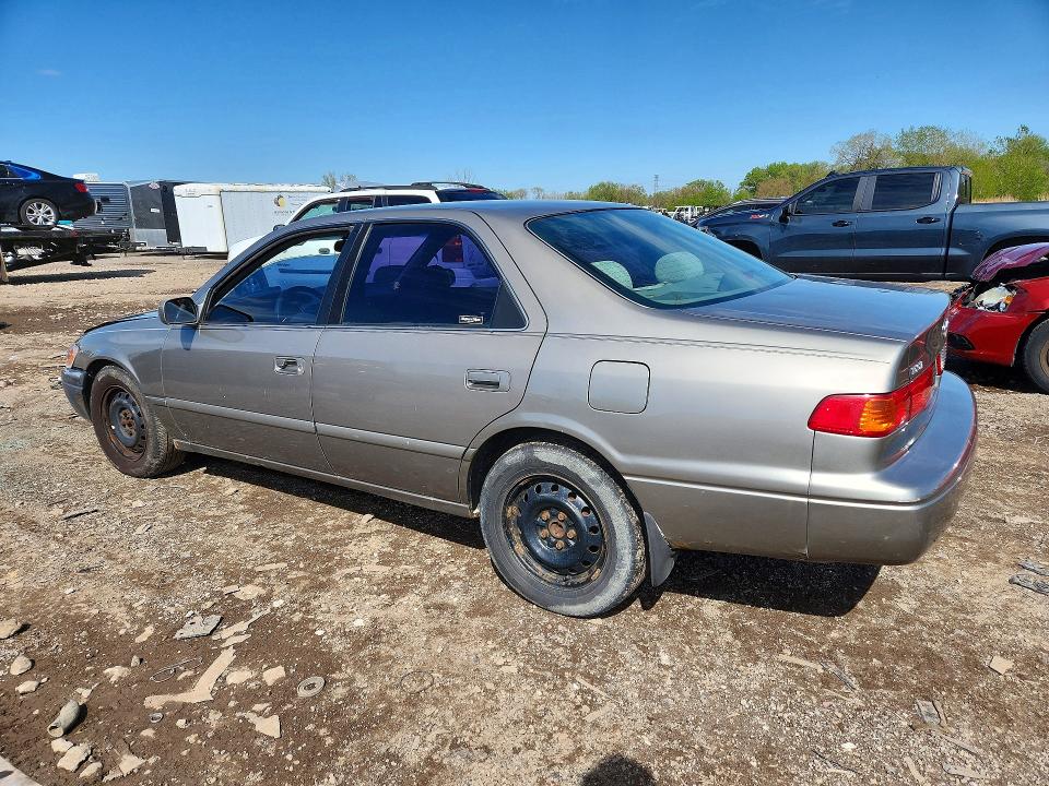 Продажа на аукционе авто 2001 Toyota Camry, vin: 4T1BG22K51U042183, номер лота: 51648186