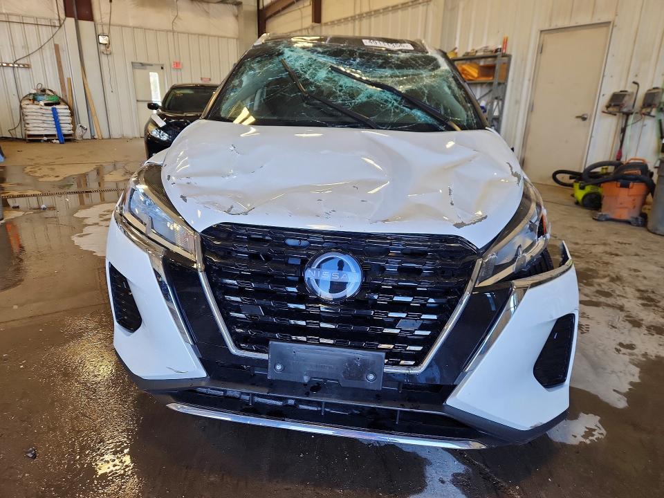 Продажа на аукционе авто 2024 Nissan Kicks, vin: 3N1CP5CV1RL560951, номер лота: 49111356