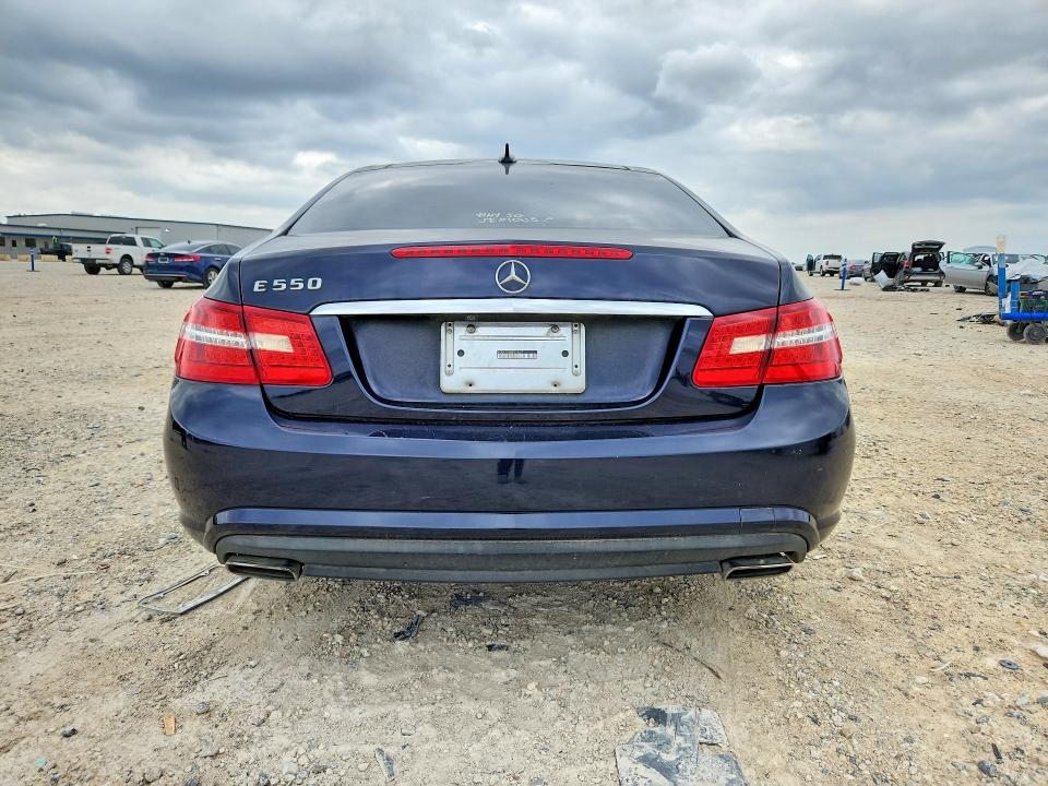 2011 Mercedes-benz E მანქანა იყიდება აუქციონზე, vin: WDDKJ7CB5BF070627, აუქციონის ნომერი: 50140496