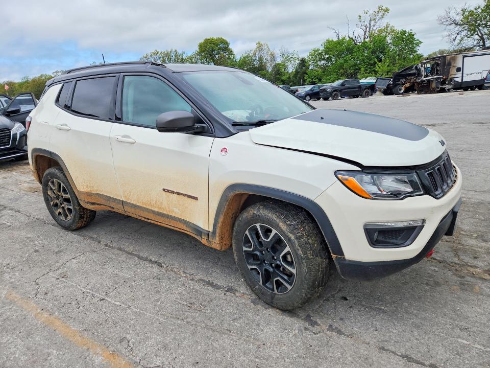 2019 Jeep Compass მანქანა იყიდება აუქციონზე, vin: 3C4NJDDB9KT597774, აუქციონის ნომერი: 50750696