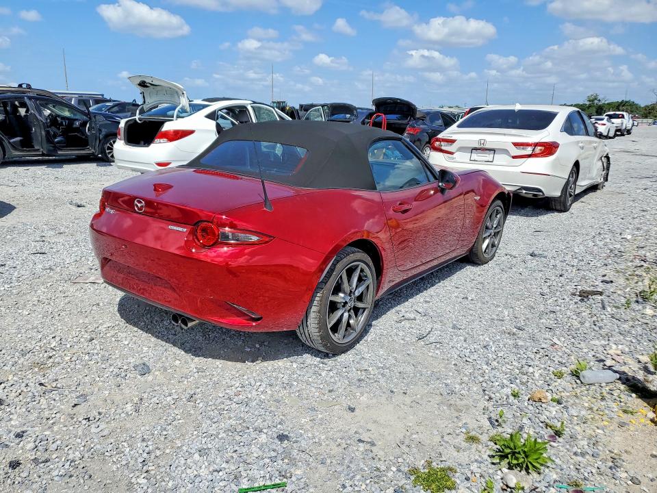 Продаж на аукціоні авто 2023 Mazda Mx-5 Miata, vin: JM1NDAD75P0559335, номер лоту: 48275106