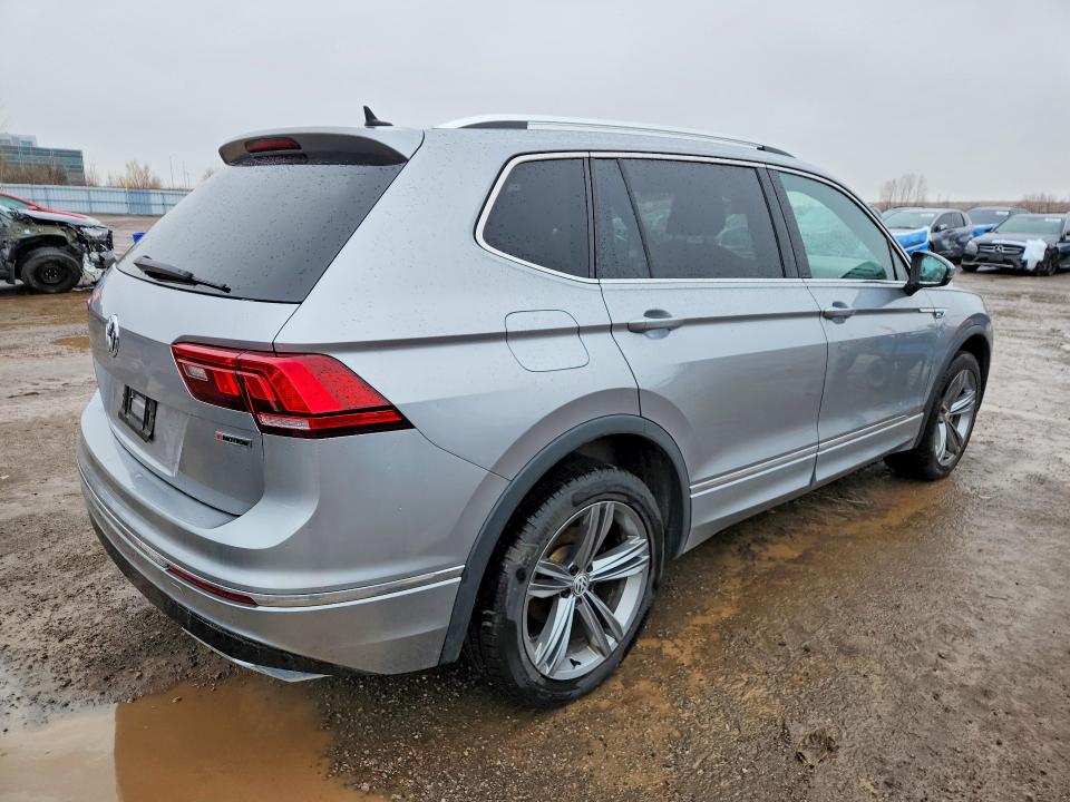 Продажа на аукционе авто 2021 Volkswagen Tiguan, vin: 3VV4B7AX5MM152599, номер лота: 49540936