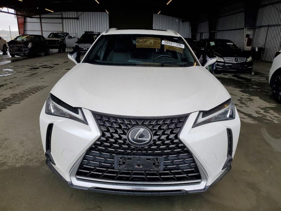 50521126 :رقم المزاد ، JTHP3JBH9L2021905 vin ، 2020 Lexus Ux مزاد بيع