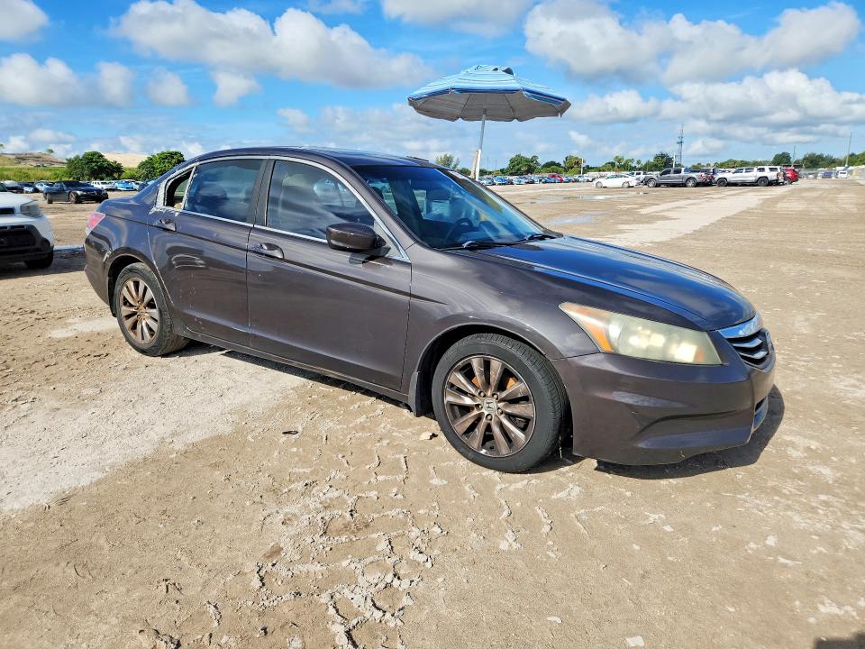 Продаж на аукціоні авто 2011 Honda Accord, vin: 1HGCP2F84BA072187, номер лоту: 49951256