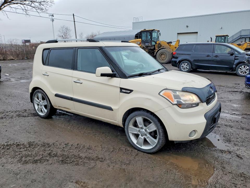 49430116 :رقم المزاد ، KNDJT2A22B7713502 vin ، 2011 Kia Soul مزاد بيع