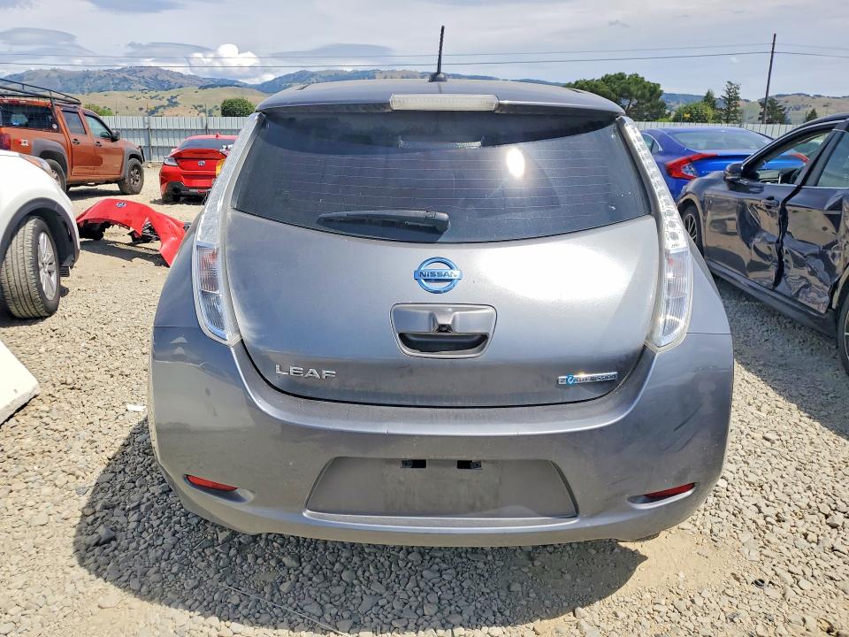 49475366 :رقم المزاد ، 1N4AZ0CP0GC300963 vin ، 2016 Nissan Leaf مزاد بيع