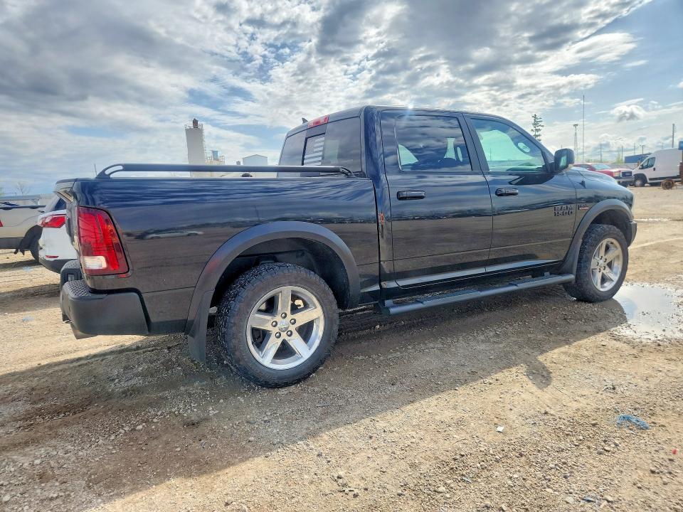 51330516 :رقم المزاد ، 1C6RR7YT7JS204649 vin ، 2018 Ram 1500 مزاد بيع