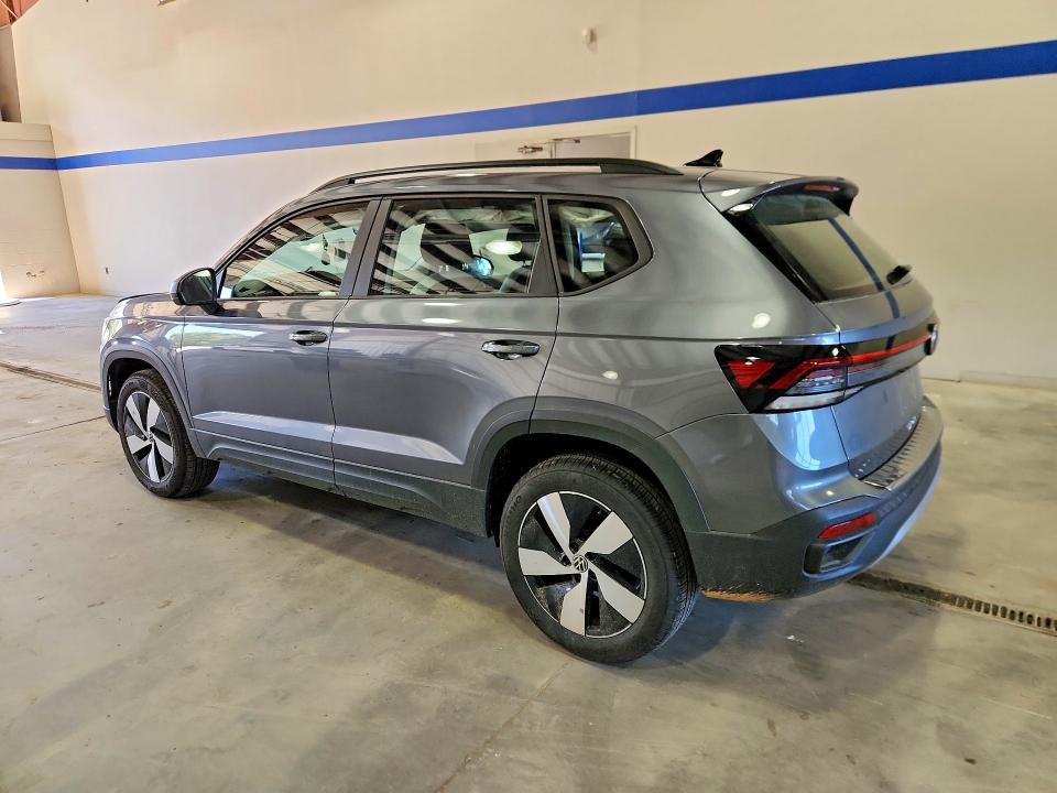 48685126 :رقم المزاد ، 3VV8C7B28SM082059 vin ، 2025 Volkswagen Taos مزاد بيع