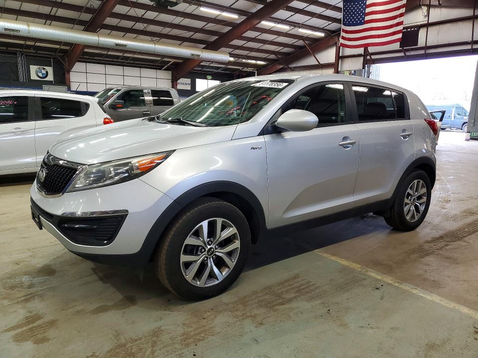 51178356 :رقم المزاد ، KNDPBCACXF7700630 vin ، 2015 Kia Sportage مزاد بيع
